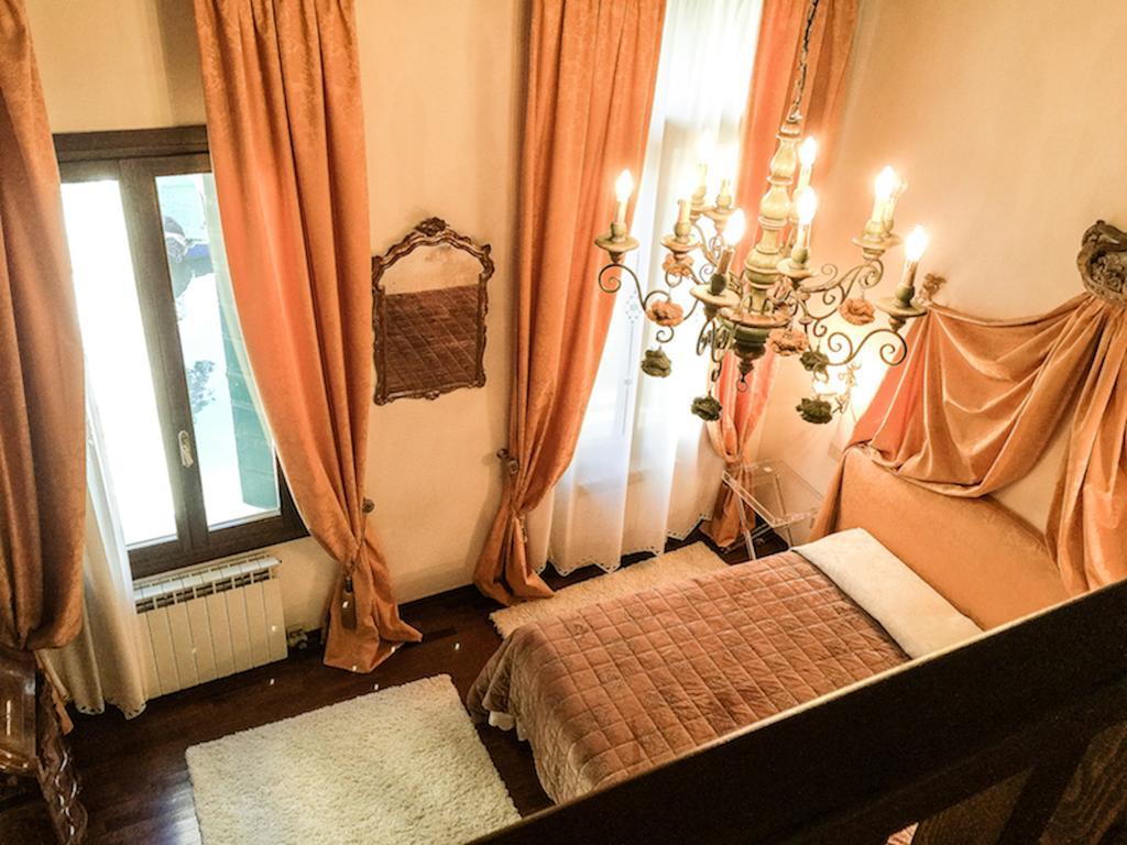 Casa Albrizzi * Venedig